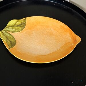 Lemon-Shaped Ceramic Plate